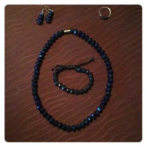 Beautiful deep blue faceted beaded jewelry set